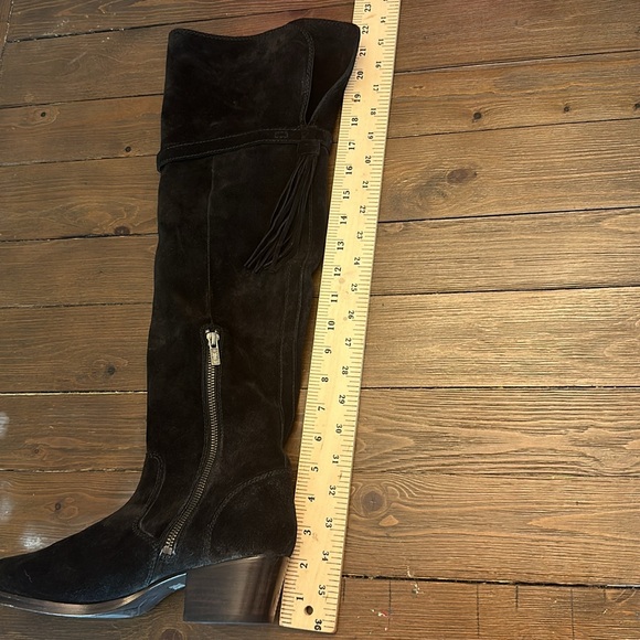 Gorgeous FRYE Clara Tassel Over Knee Women's Black Suede Boot - Picture 11 of 14